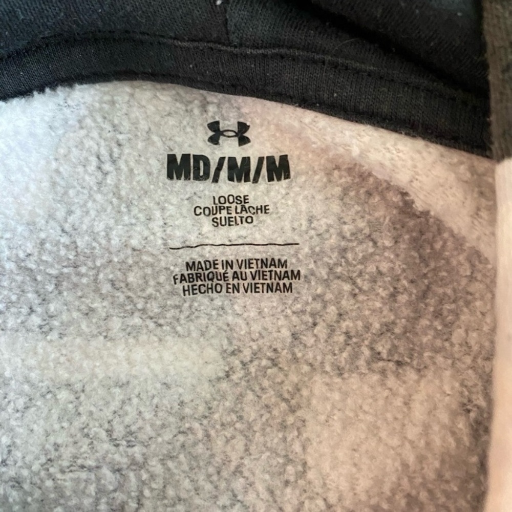 Under Armour Rival Fleece Macro Branded Black and White Graphic Hoodie s… - Picture 4 of 4